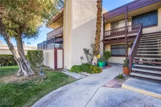 Photo #2: 2723596 Listing 