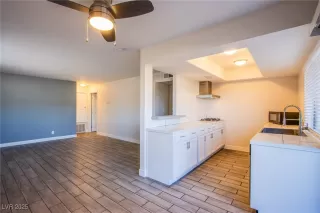 Photo #6: 2723596 Listing 