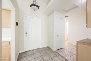 Photo #3: 2723598 Listing 