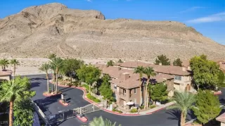 Photo #1: 2723637 Listing 