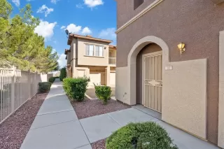 Photo #4: 2723637 Listing 