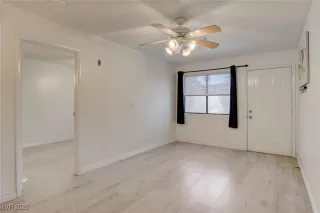 Photo #6: 2723657 Listing