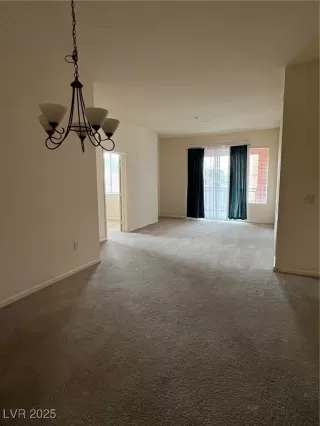 Photo #4: 2723662 Listing 