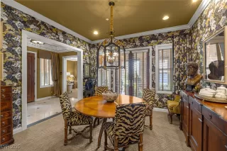 Photo #4: 2723677 Listing