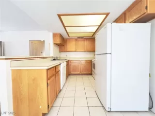 Photo #4: 2723678 Listing 