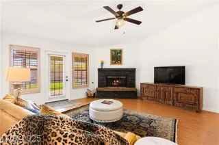 Photo #2: 2723759 Listing 