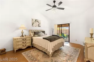 Photo #4: 2723759 Listing 