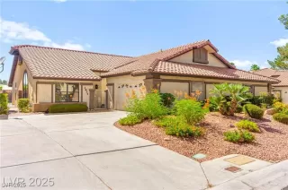 Photo #5: 2723759 Listing 