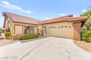 Photo #6: 2723759 Listing 