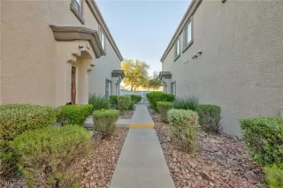 Photo #3: 2723763 Listing 