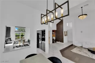 Photo #5: 2723769 Listing 