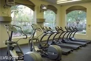 Photo #2: 2723774 Listing 