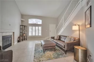 Photo #3: 2723779 Listing