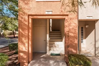 Photo #2: 2723796 Listing 