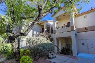 Photo #2: 2723834 Listing