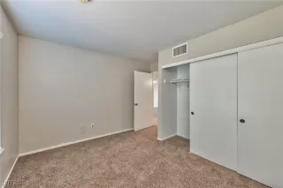 Photo #6: 2723838 Listing 