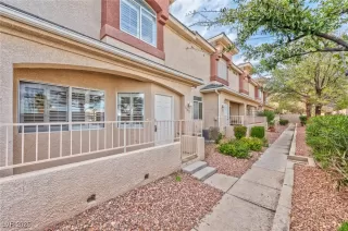 Photo #1: 2723868 Listing 