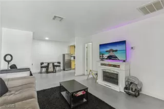 Photo #1: 2723879 Listing 