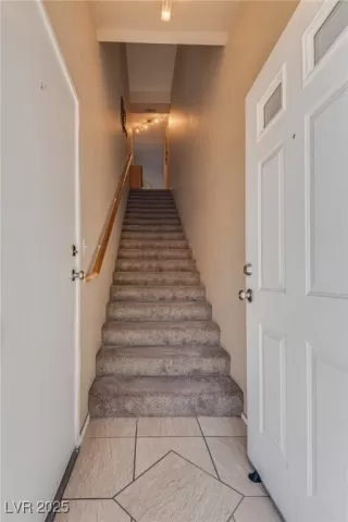 Photo #3: 2723886 Listing