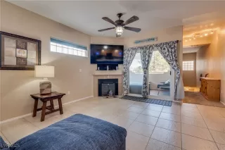 Photo #6: 2723886 Listing