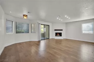 Photo #6: 2723930 Listing 