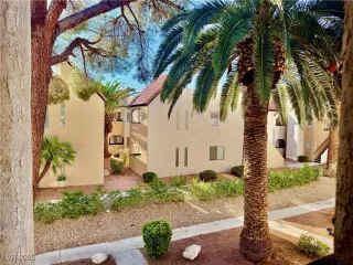 Photo #4: 2723938 Listing 