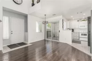 Photo #3: 2723976 Listing 