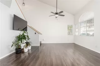 Photo #4: 2723976 Listing 