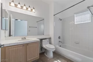 Photo #4: 2723990 Listing 