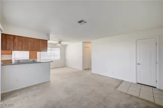 Photo #6: 2723993 Listing 