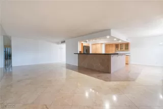 Photo #5: 2724003 Listing 