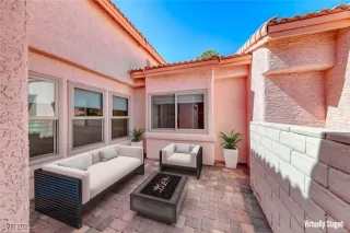 Photo #1: 2724005 Listing