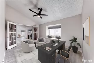 Photo #4: 2724005 Listing