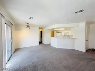 Photo #3: 2724011 Listing 