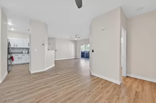 Photo #6: 2724043 Listing 