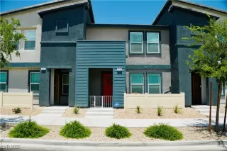 Photo #2: 2724070 Listing