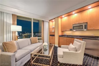 Photo #3: 2724112 Listing 