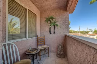 Photo #3: 2724115 Listing 