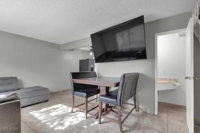 MLS: 2724141 Condo For Sale