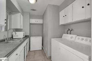 Photo #3: 2724141 Listing 