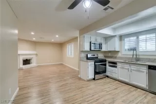 Photo #5: 2724150 Listing 