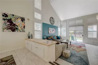 Photo #3: 2724177 Listing 