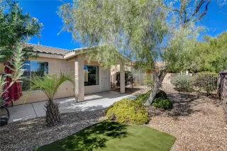 Photo #1: 2724183 Listing 