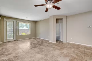 Photo #3: 2724183 Listing 