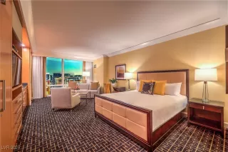 Photo #4: 2724192 Listing 