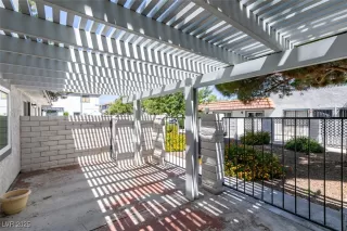 Photo #6: 2724200 Listing 