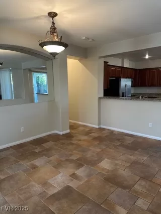 Photo #3: 2724202 Listing 