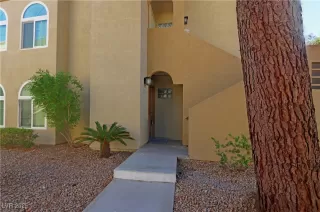 Photo #1: 2724243 Listing
