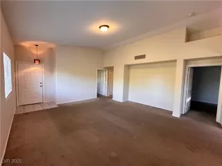 Photo #5: 2724252 Listing 