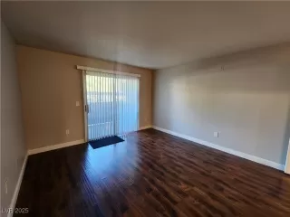 Photo #2: 2724255 Listing 